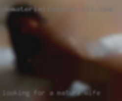 Looking for a new experience mature wife !